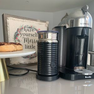 ~~~~Nespresso Vertuoline Espresso Maker and Milk Frother~~~~